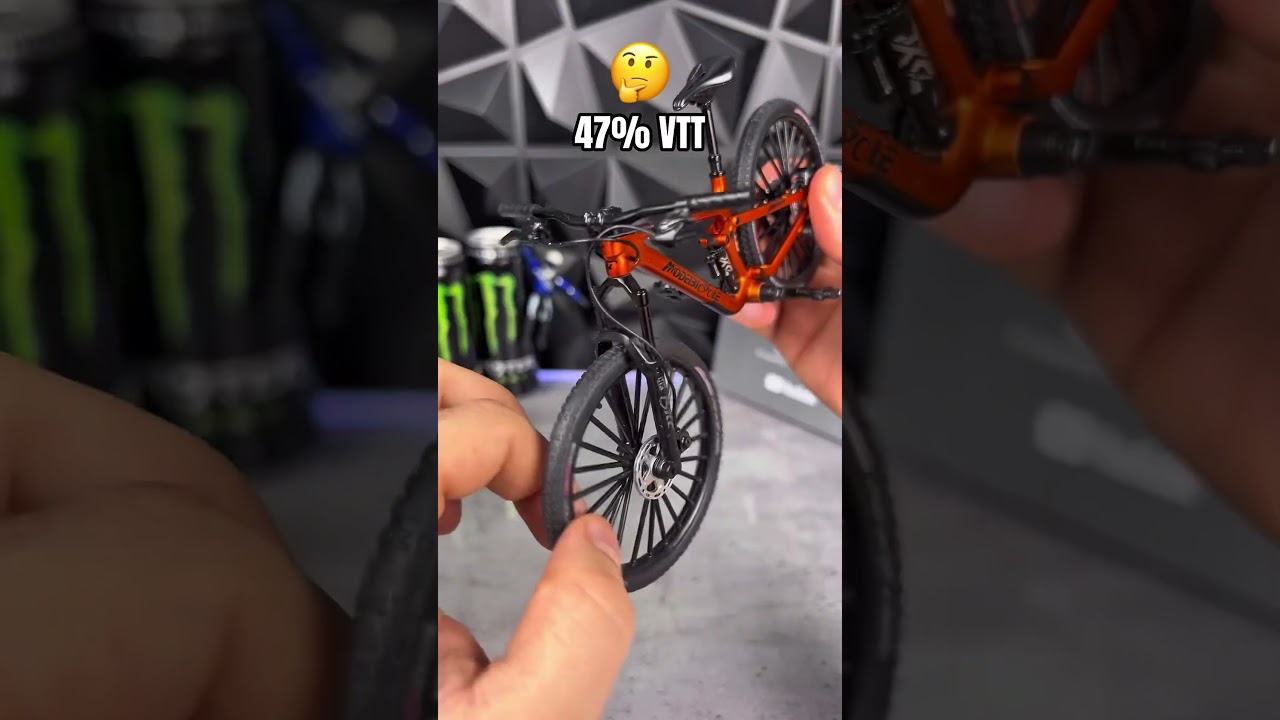 ✨ Attends de voir le vélo de 100%… tu vas être surpris. 😮#vélo #cyclisme #dh #vtt #mtb