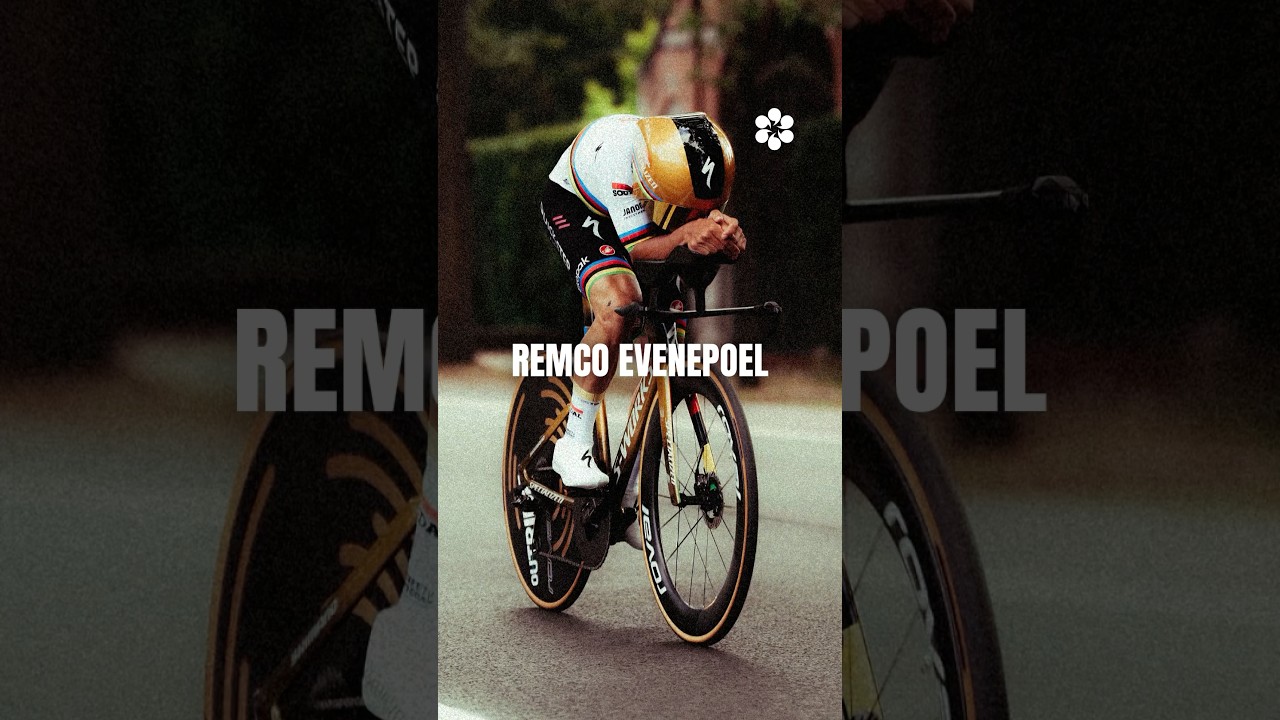 Il a abandonné le foot pour devenir cycliste professionnel : Remco Evenepoel.