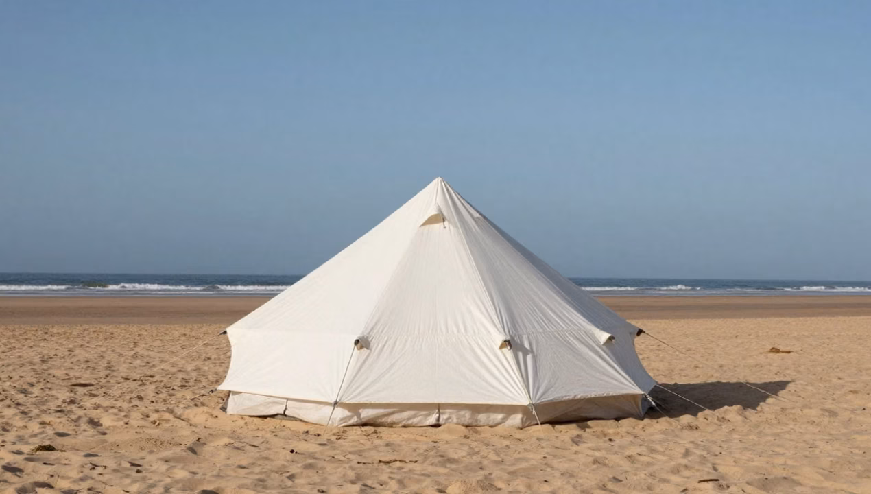 Tente de plage climatisée : confort et praticité
